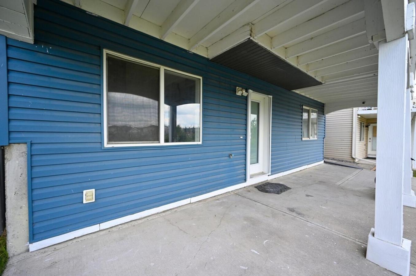 52-3 Bed Suite On Lake Central Ac By Airport YYC Buitenkant foto
